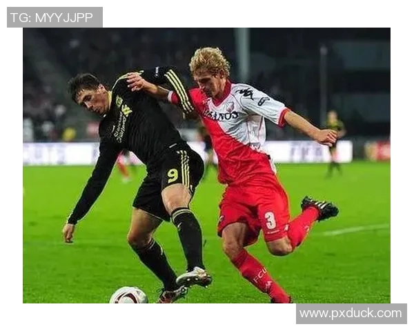 奈梅亨主场迎战埃因霍温FC双方争夺关键三分的激烈对决 奈梅亨主场迎战埃因霍温FC双方争夺关键三分的激烈对决