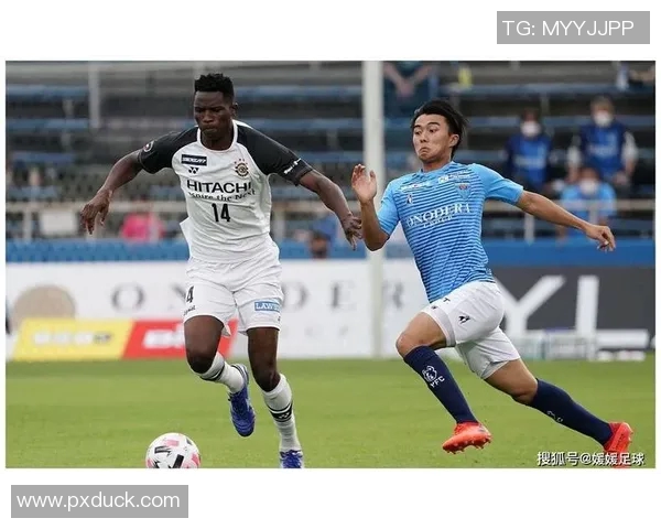 川岛前锋与鹿岛鹿角的精彩对决揭示了日本足球的激烈竞争与魅力